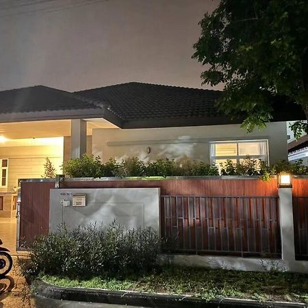 Nong Prue Panalee Banna Village独栋东区3卧室别墅远离尘嚣静谧之王 מראה חיצוני תמונה