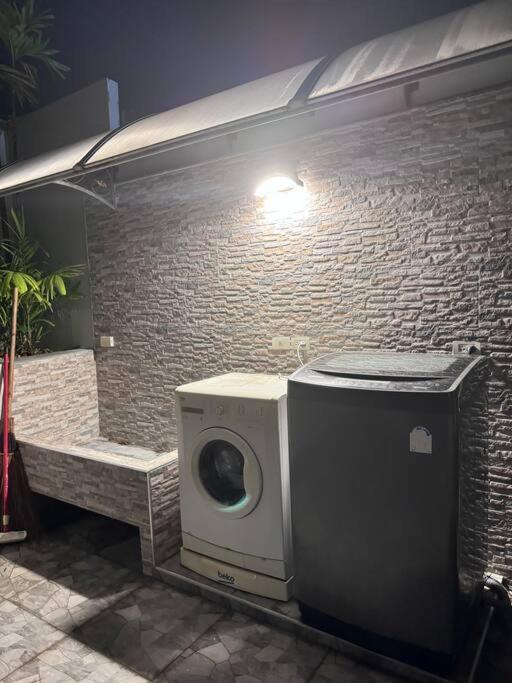 Nong Prue Panalee Banna Village独栋东区3卧室别墅远离尘嚣静谧之王 מראה חיצוני תמונה